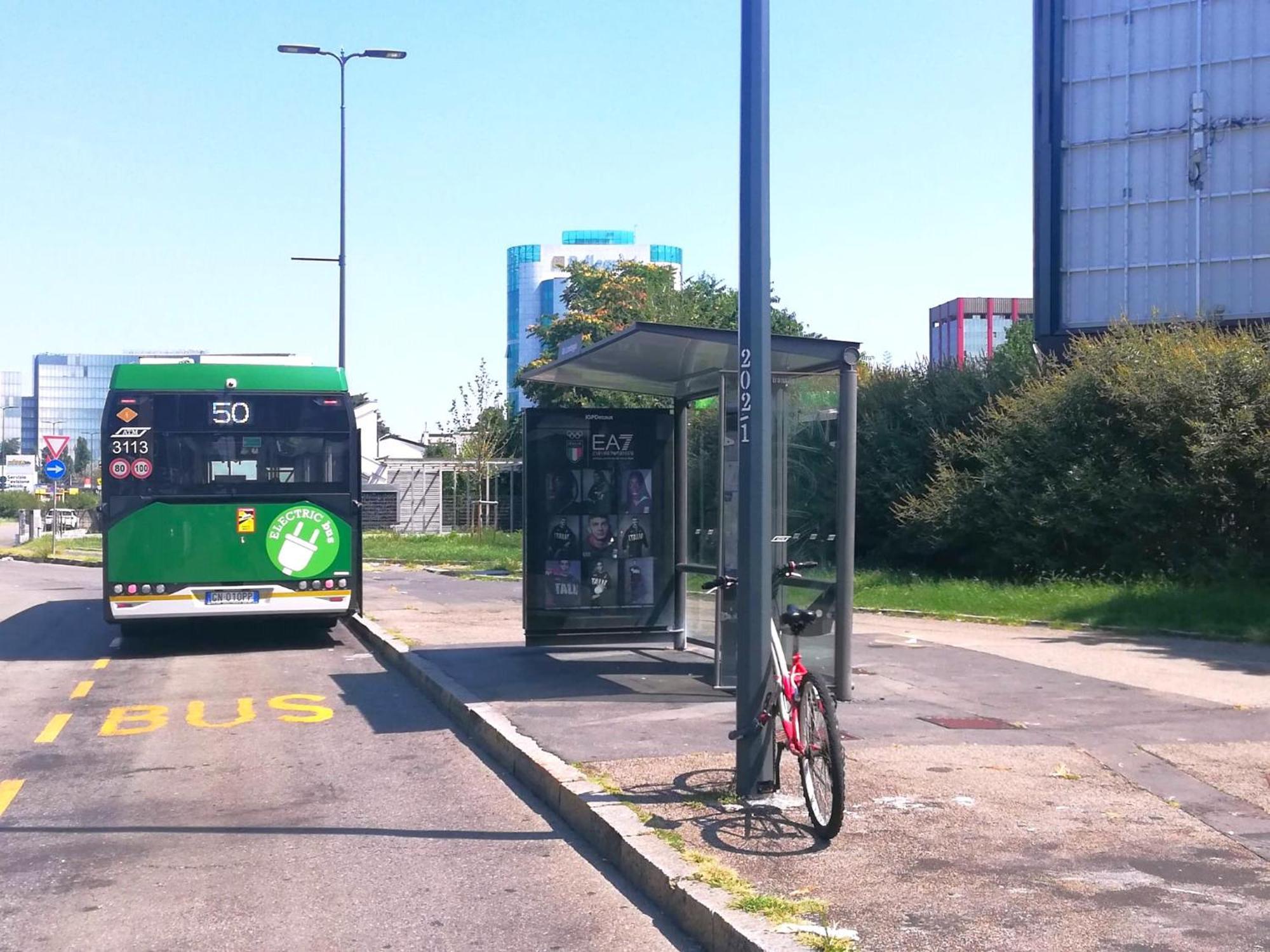 Ninfea - Corsico -- Vicino A Isf E A 5 Minuti Da Tram -- Milan