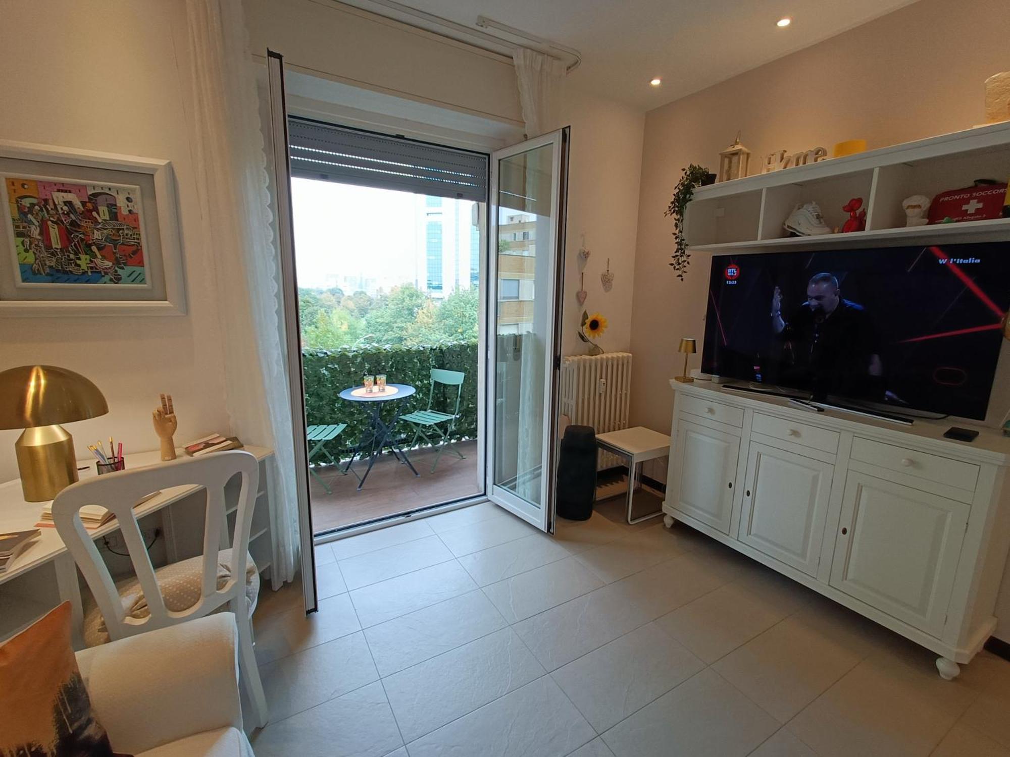 Appartement Ninfea - Corsico -- Vicino A Isf E A 5 Minuti Da Tram -- *